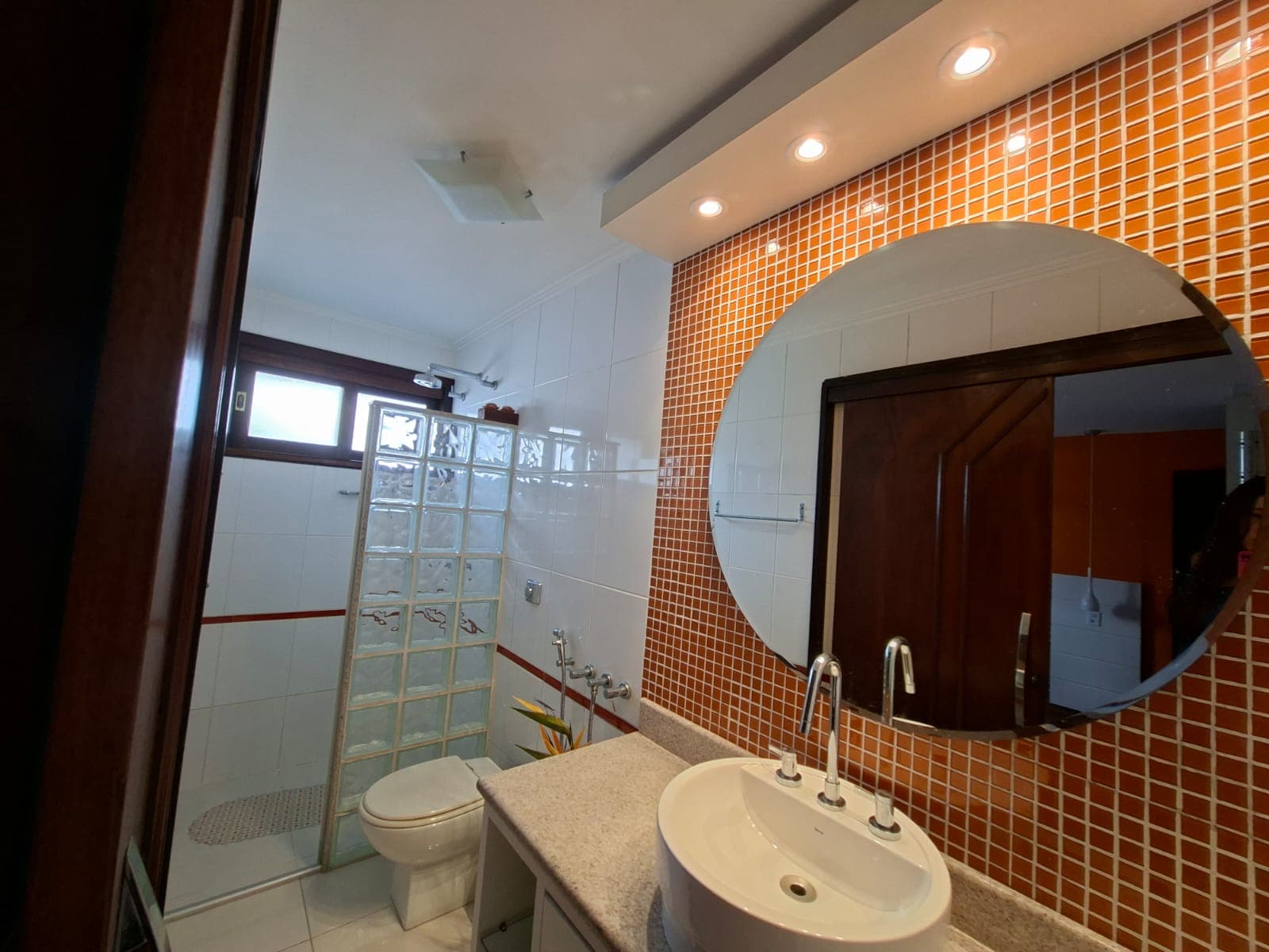 Residência em Santa Felicidade à venda com piscina em condomínio, 3 quartos. — foto 15