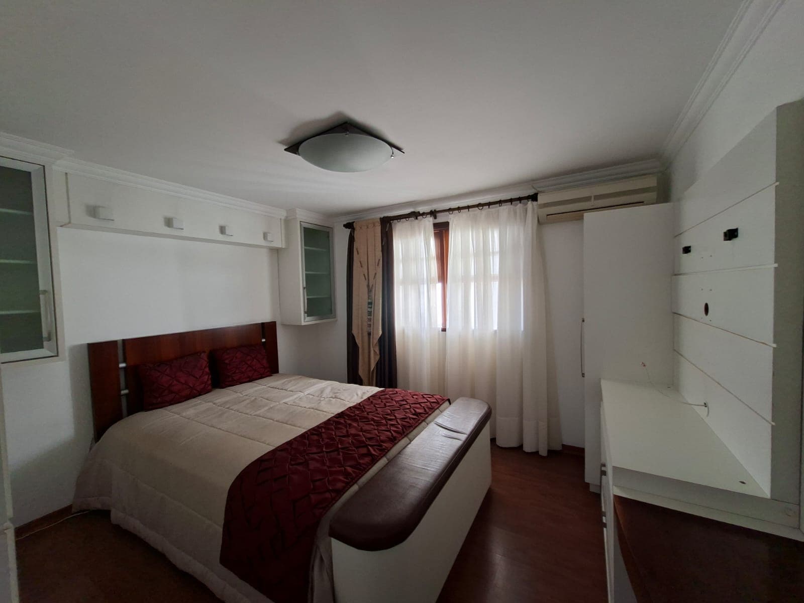 Residência em Santa Felicidade à venda com piscina em condomínio, 3 quartos. — foto 33